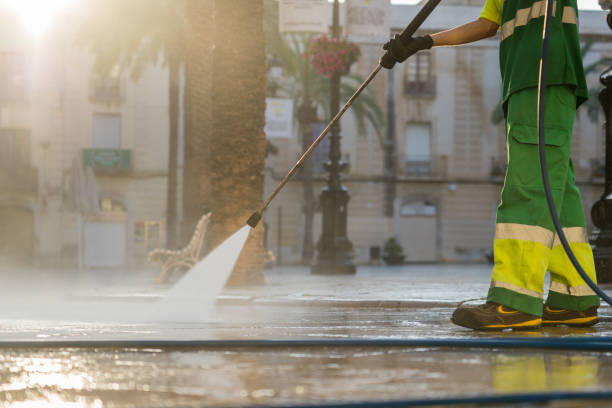 Best Pool Deck Cleaning in Fridley, MN